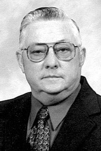 LESLIE R. CAPPS